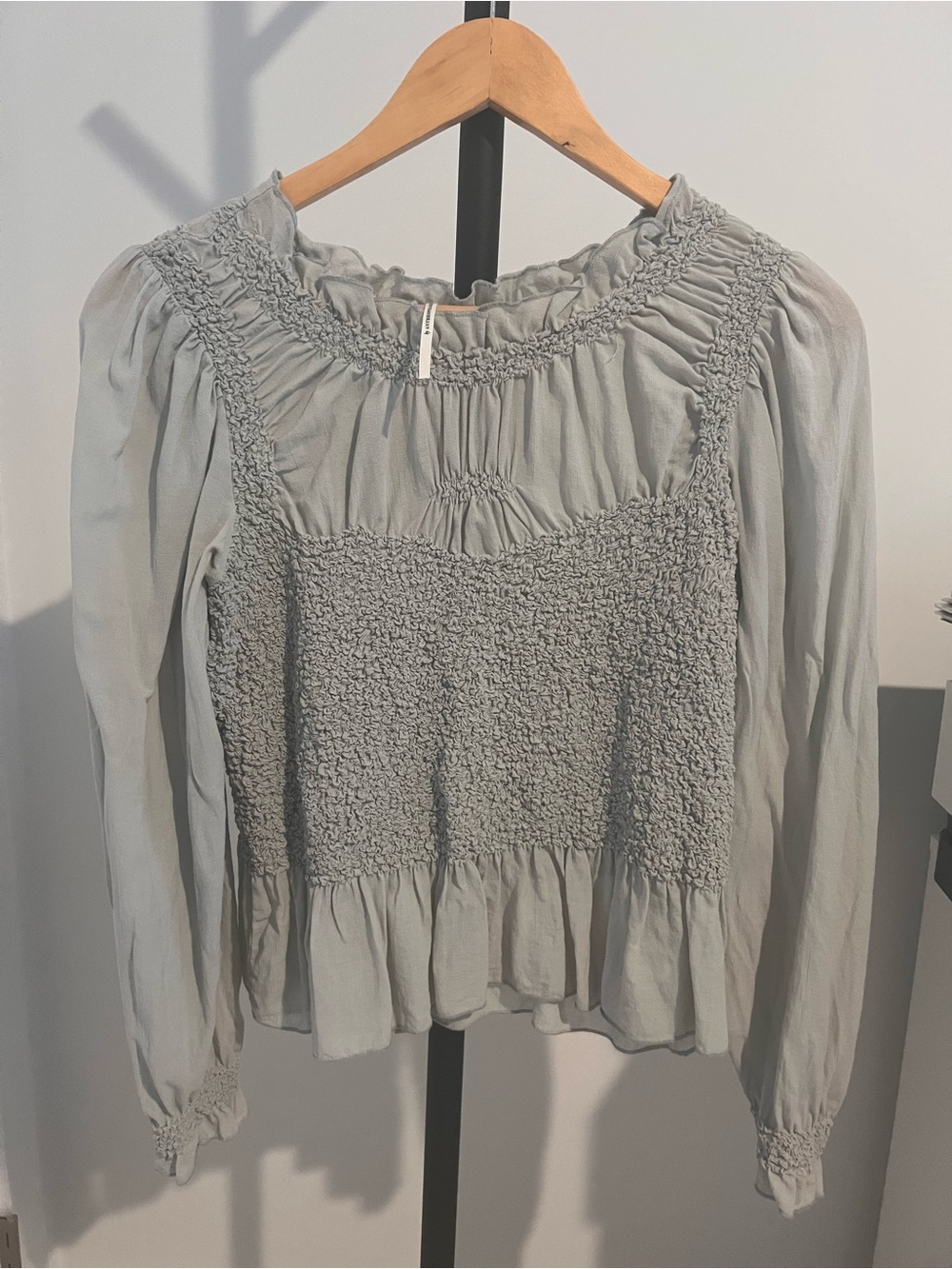 Anthropologie Grey / Blue Smocked Puff Sleeve Peplum Blouse Size S